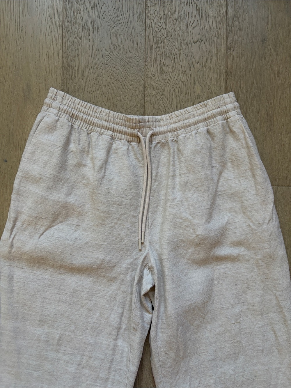 Aritzia Wide Leg Pants in Light Beige - Picture 3 of 16